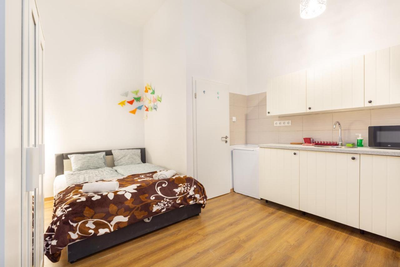 Nepszinhaz 16 Tiny Studios Budapest Extérieur photo