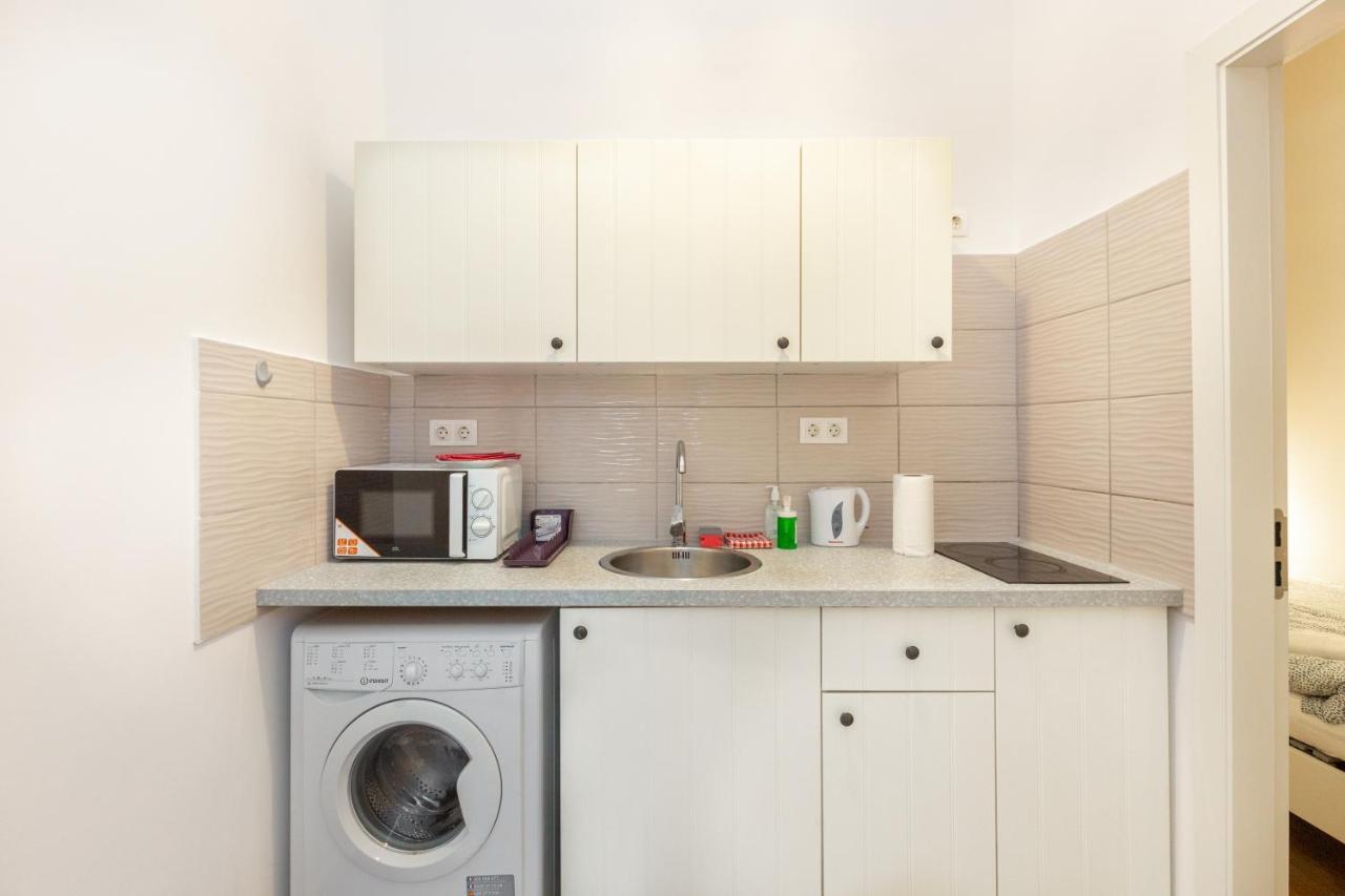 Nepszinhaz 16 Tiny Studios Budapest Extérieur photo